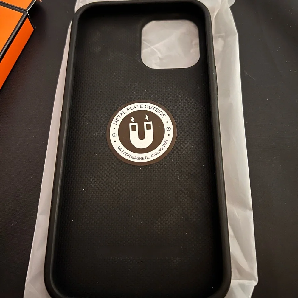 Like New IPhone 13 Pro Max Sunflower Girl Hard Phone Case with Kickstand